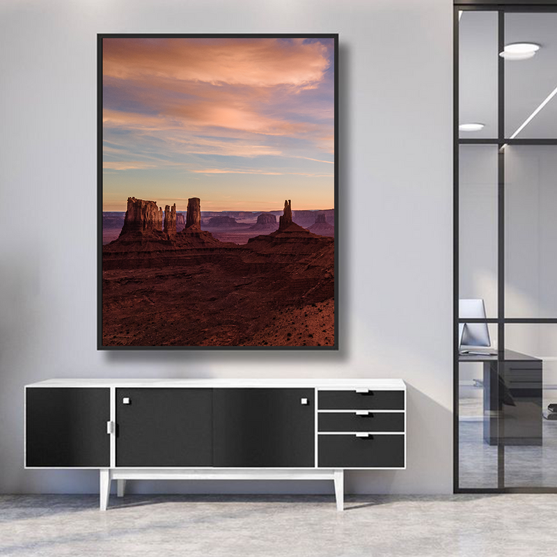 Sunset in Monument Valley - UTAH